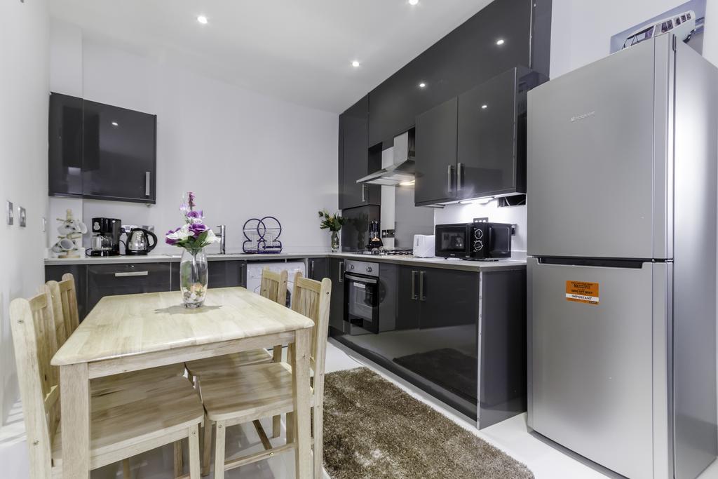 Gate Serviced Apartamento